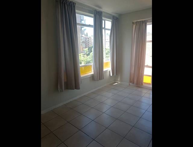 2 BEDROOM APARTMENT FOR SALE IN MUCKLENEUK